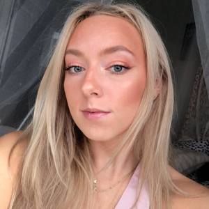 Meet your Posher, Mackenzie